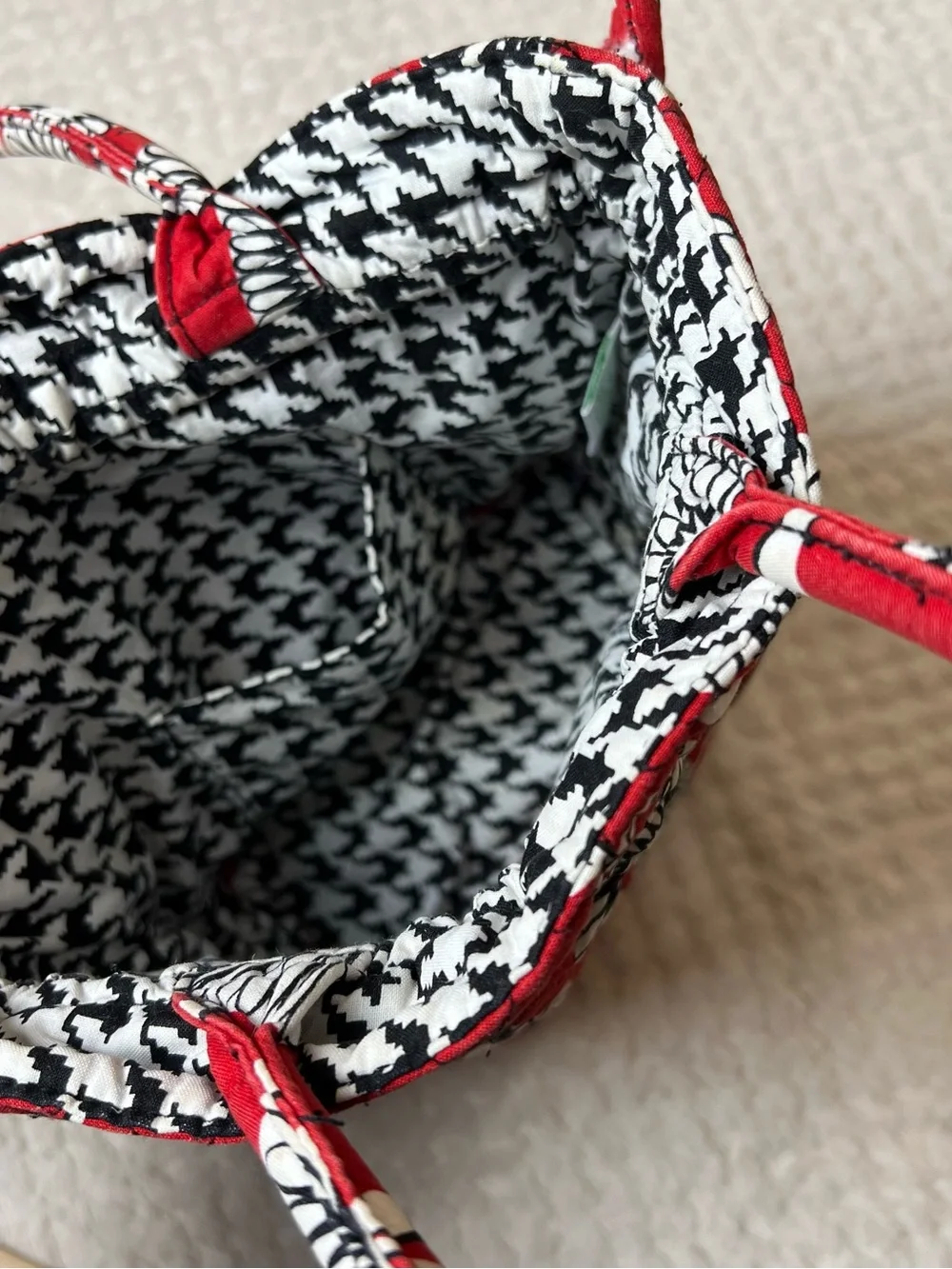 Vera Bradley Red Deco Daisy Small Floral Cinch Tote - Cottagecore Quilted Y2K